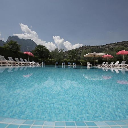Hotel Villa Verde Torbole Sul Garda Kültér fotó