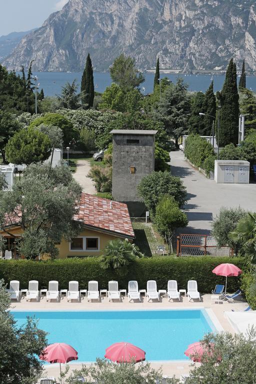 Hotel Villa Verde Torbole Sul Garda Kültér fotó