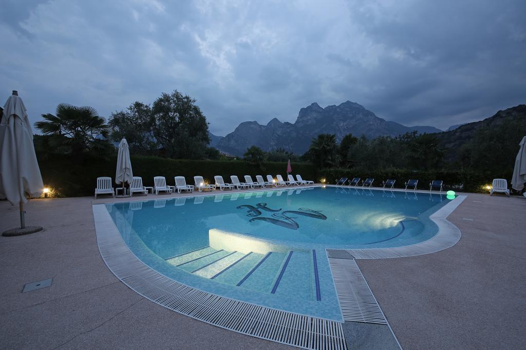 Hotel Villa Verde Torbole Sul Garda Kültér fotó