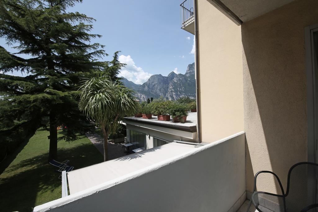 Hotel Villa Verde Torbole Sul Garda Kültér fotó
