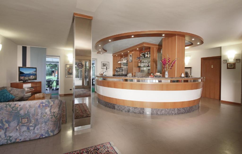 Hotel Villa Verde Torbole Sul Garda Kültér fotó
