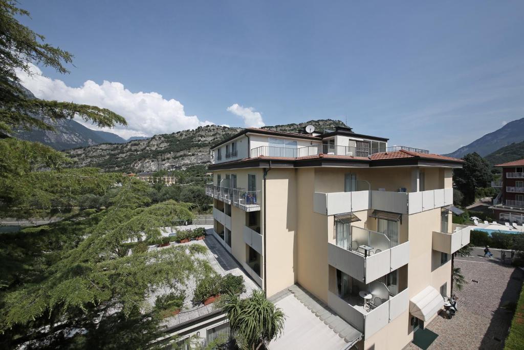 Hotel Villa Verde Torbole Sul Garda Kültér fotó