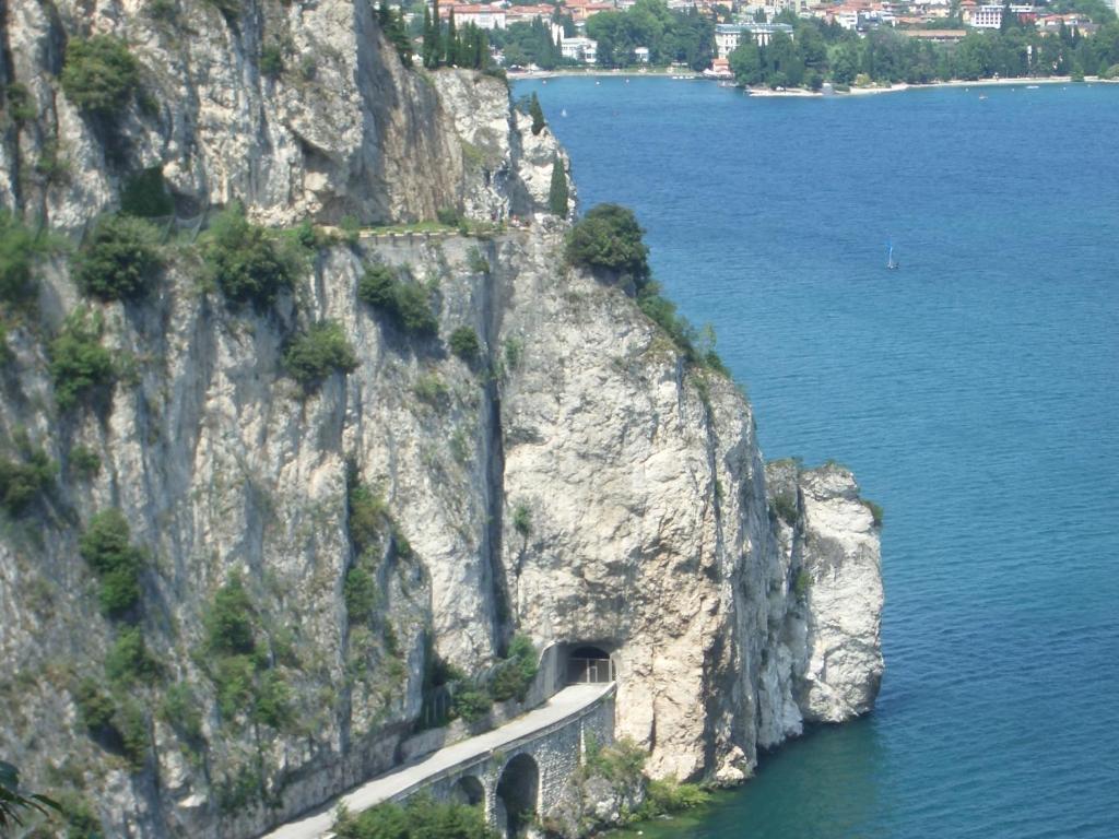 Hotel Villa Verde Torbole Sul Garda Kültér fotó